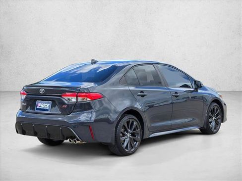 Used 2023 Toyota Corolla SE FWD image 5