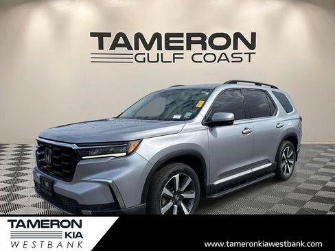 Used 2024 Honda Pilot Touring image 1