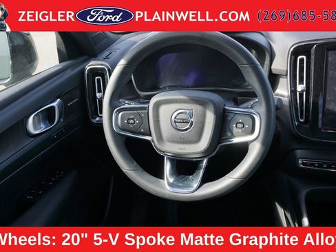 Used 2023 Volvo C40 P8 Recharge Ultimate AWD/4WD image 15