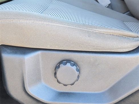 Used 2018 Ford F150 XLT image 14