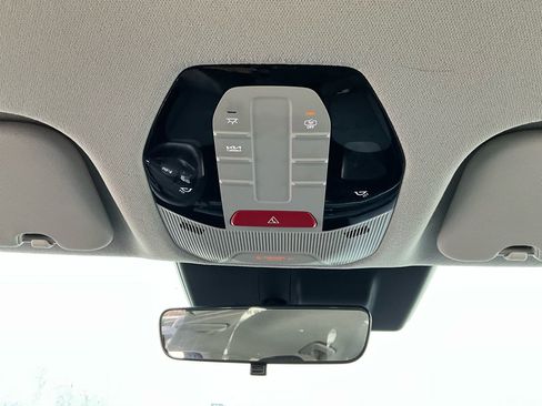 Used 2025 Kia K4 LXS image 15