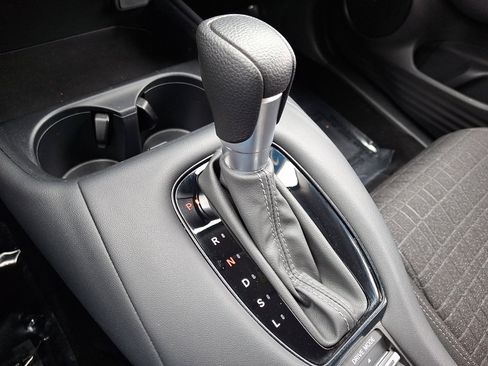 Certified 2023 Honda HR-V LX image 14