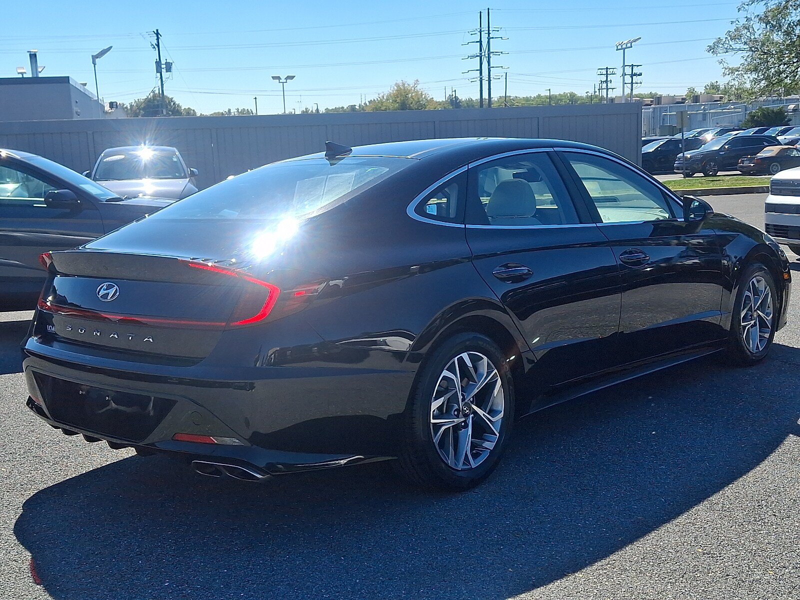 Certified 2022 Hyundai Sonata SEL w/ Convenience Package FWD image 5