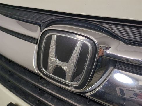 Used 2019 Honda Odyssey Elite image 13