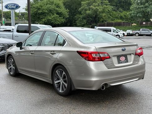Used 2015 Subaru Legacy 2.5i Limited AWD/4WD image 8
