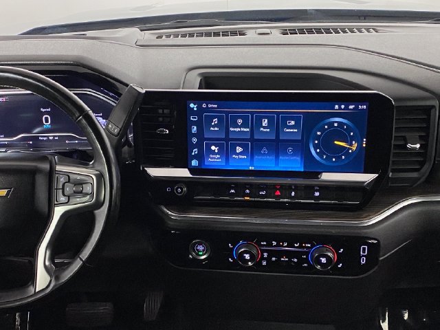 Used 2024 Chevrolet Silverado 1500 LT AWD/4WD image 18