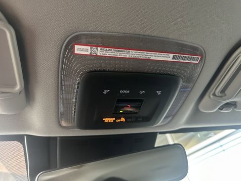 Used 2024 Toyota Prius XLE image 27