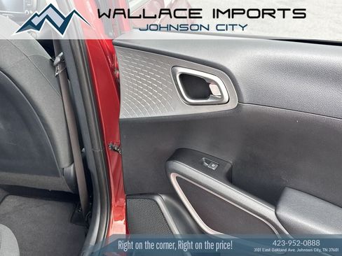 Used 2022 Kia Soul LX w/ Technology Package FWD image 38