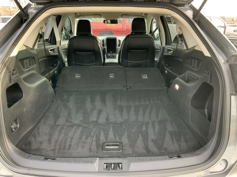 Used 2024 Ford Edge SEL image 10