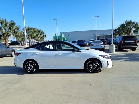 Certified 2024 Nissan Sentra SR image 6