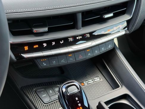 New 2026 Cadillac CT5 V w/ LPO, ONYX Package image 33