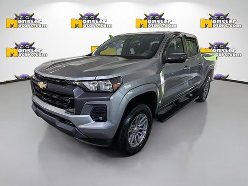 Used 2023 Chevrolet Colorado LT w/ LT Convenience Package II AWD/4WD image 1