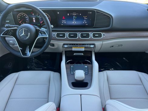 New 2026 Mercedes-Benz GLE 450 4MATIC image 3