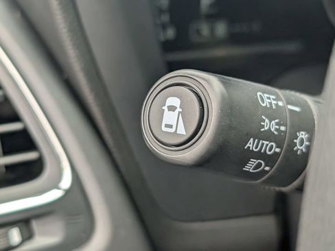 Certified 2022 Honda HR-V EX image 20