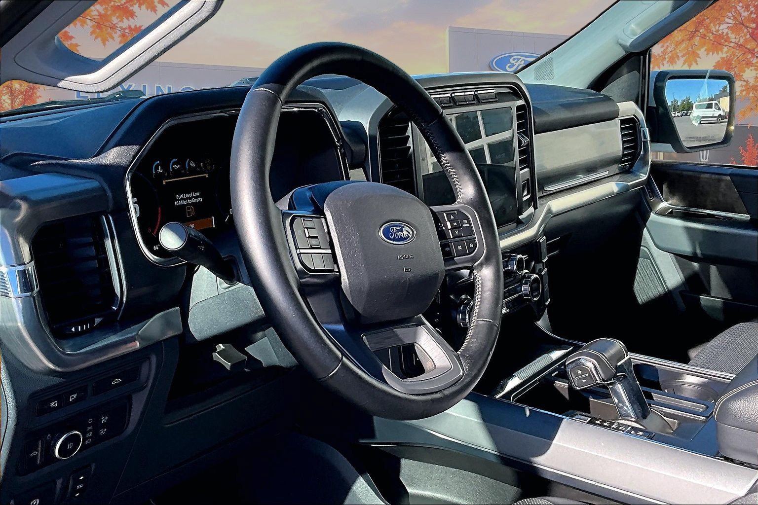 Used 2021 Ford F150 Lariat w/ FX4 Off-Road Package AWD/4WD image 18