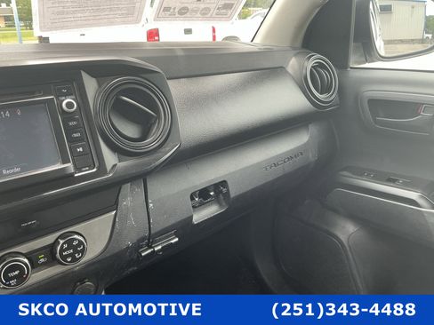 Used 2018 Toyota Tacoma SR RWD image 24