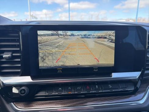 Used 2023 Chevrolet Silverado 1500 LT Trail Boss image 33