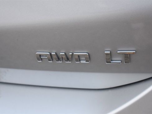 Used 2022 Chevrolet Equinox LT image 19