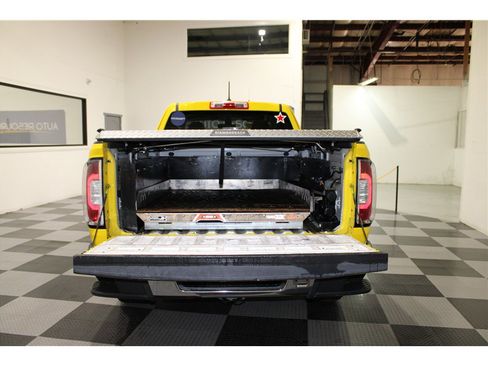 Used 2020 GMC Canyon W/T w/ Convenience Package image 16