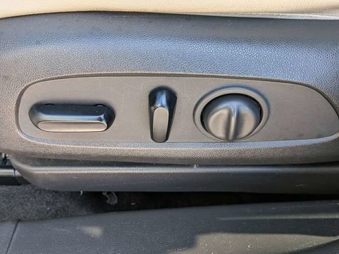 Certified 2022 Buick Encore GX Essence w/ Advanced Technology Package FWD image 17