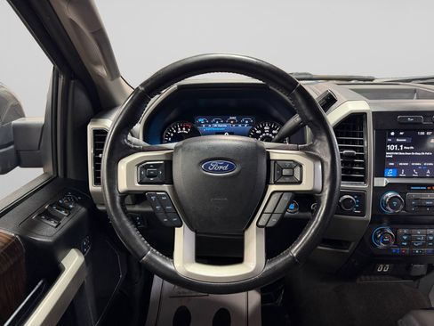 Used 2019 Ford F150 Lariat AWD/4WD image 19