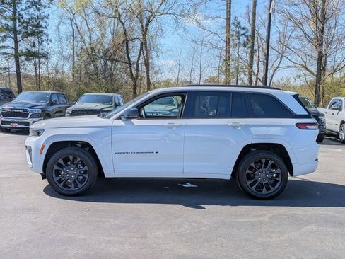 New 2026 Jeep Grand Cherokee Limited AWD/4WD image 5