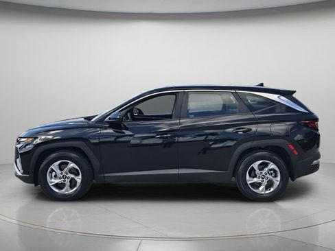 Used 2024 Hyundai Tucson SE FWD image 3