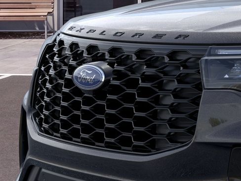 New 2026 Ford Explorer ST-Line w/ ST-Line Street Pack AWD/4WD image 17