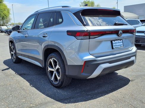 New 2026 Volkswagen Tiguan SE image 4