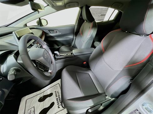 New 2026 Toyota Prius Plug-In Hybrid image 18