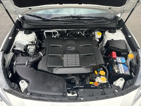 Used 2018 Subaru Outback 3.6R Touring image 13