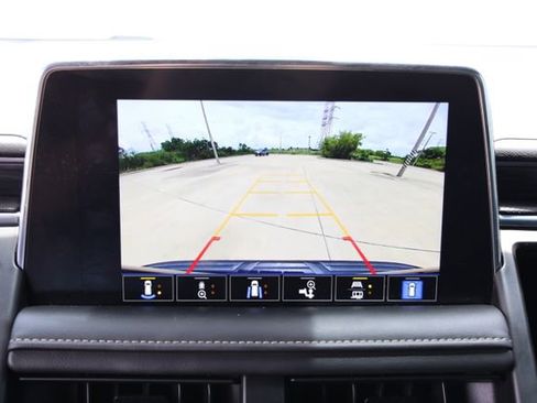 Used 2022 GMC Yukon XL SLT w/ SLT Luxury Package RWD image 21