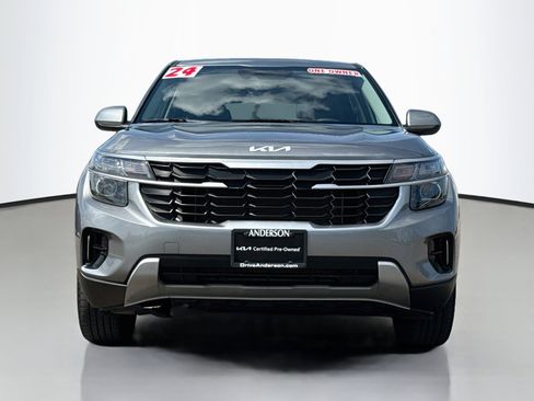 Used 2024 Kia Seltos LX AWD/4WD image 2