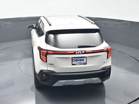 Used 2024 Kia Seltos EX AWD/4WD image 52