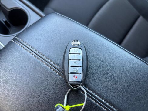 Used 2025 Nissan Altima 2.5 SV FWD image 20