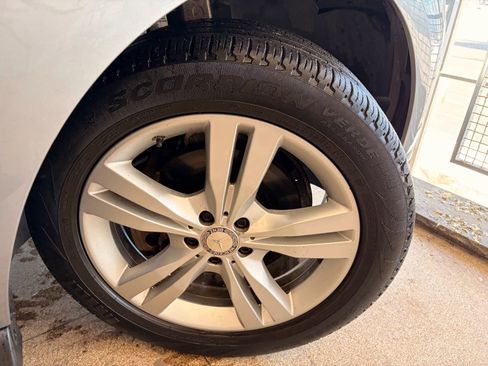 Used 2012 Mercedes-Benz ML 350 4MATIC image 37