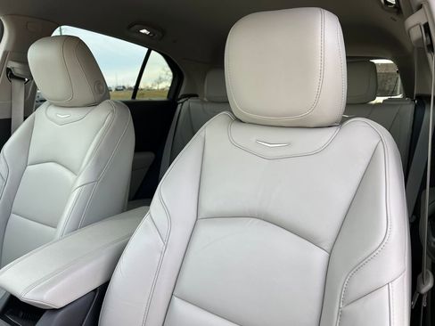 Used 2022 Cadillac XT4 Premium Luxury w/ Enhanced Visibility Package image 13