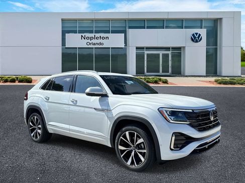 New 2026 Volkswagen Atlas Cross Sport SEL Premium R-Line AWD/4WD image 3