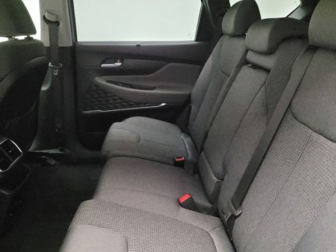 Used 2019 Hyundai Santa Fe SEL FWD image 18