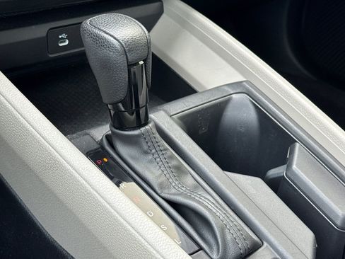 Used 2023 Honda Accord EX image 18