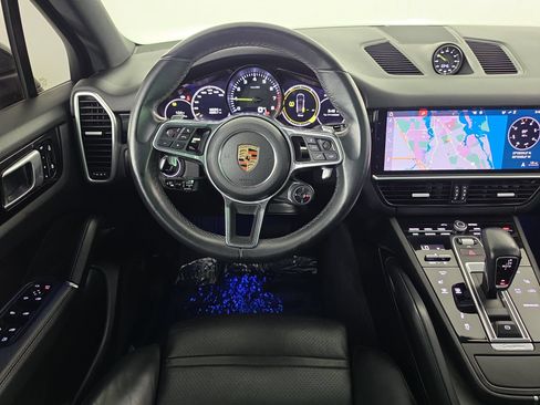 Used 2019 Porsche Cayenne E-Hybrid AWD/4WD image 40