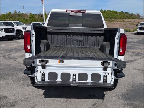 New 2026 GMC Sierra 1500 AT4 w/ AT4 Premium Package AWD/4WD image 18