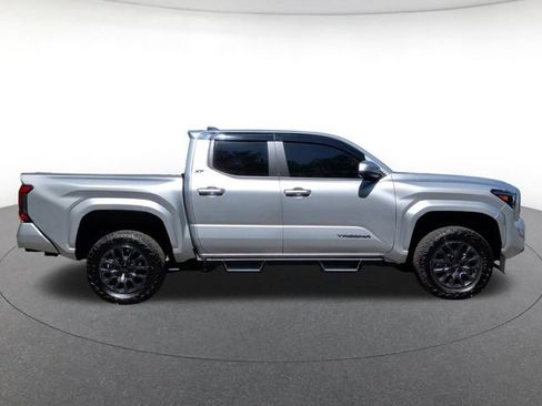 Used 2026 Toyota Tacoma SR5 RWD image 3
