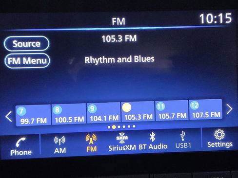 Used 2023 Nissan Sentra SR w/ SR Premium Package image 25