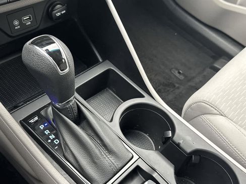 Used 2019 Hyundai Tucson SE image 25