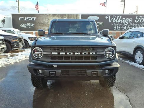 Used 2024 Ford Bronco Black Diamond image 2