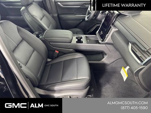 New 2026 GMC Acadia Elevation w/ Elevation Premium Package FWD image 15