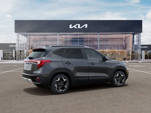 New 2026 Kia Seltos S FWD image 6