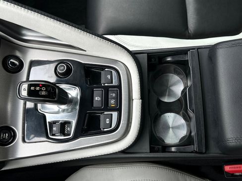 Used 2016 Jaguar F-TYPE Convertible image 14