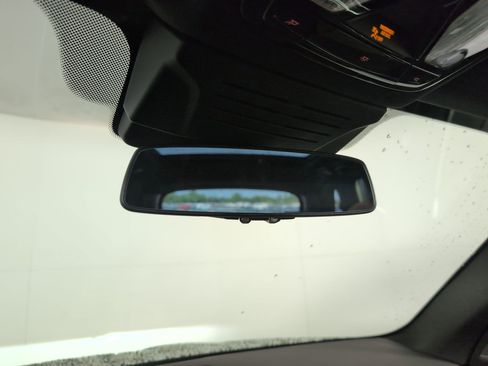 Used 2026 BMW X5 sDrive40i w/ Premium Package image 17